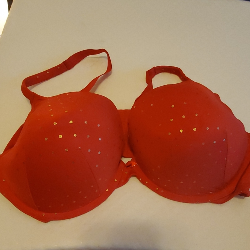 Red and gold dotted cacique bra